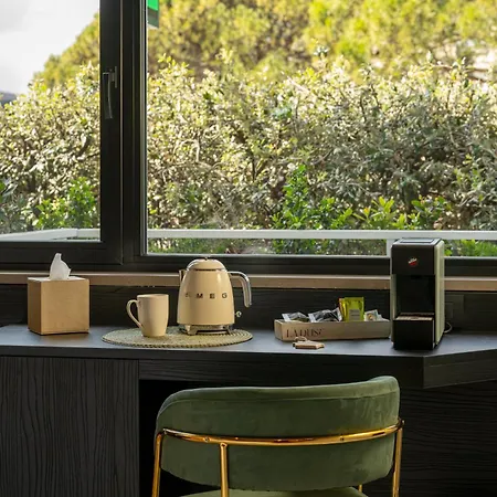 Πανσιόν La Duse Luxury 4*